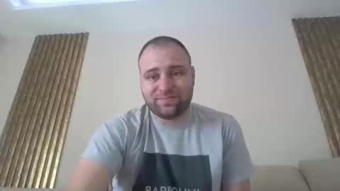 shmele_04 online show from 09/12/25, 12:16