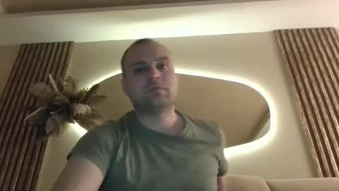 shmele_04 online show from 11/29/25, 09:51