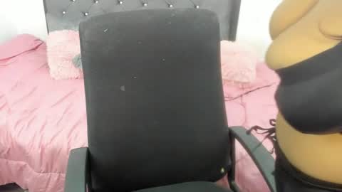 Snapshot of shofia_beltran chatting on 07/01/26, 07:35 Shofia Beltran online show from 07/01/26, 07:35