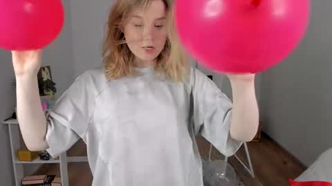 Snapshot of shoggothy chatting on 10/11/25, 01:31 Agatha online show from 10/11/25, 01:31