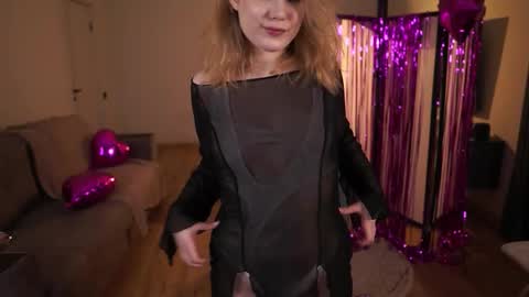 Snapshot of shoggothy chatting on 11/12/25, 01:22 Agatha online show from 11/12/25, 01:22