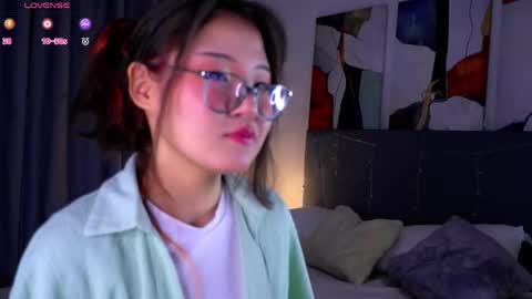 Naomi online show from 05/05/26, 11:51