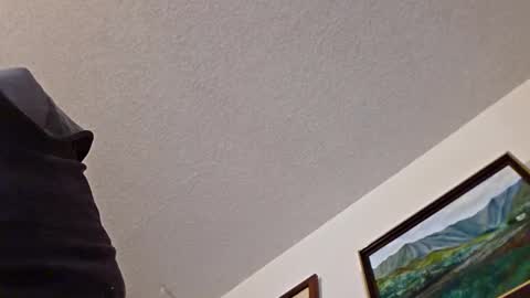 Snapshot of shoots101 chatting on 11/14/25, 12:26 shoots101 online show from 11/14/25, 12:26