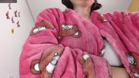 lamai online show from 01/19/25, 02:36