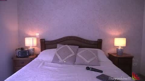 Sophie online show from 04/15/26, 04:47