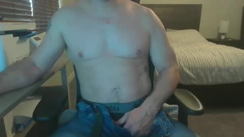 Snapshot of shorterhair99698298 chatting on 10/02/25, 02:13 shorterhair99698298 online show from 10/02/25, 02:13