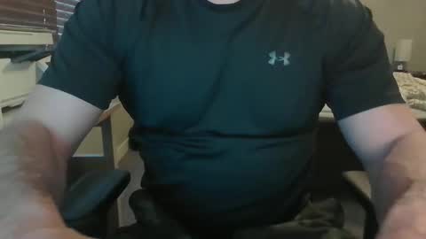 Snapshot of shorterhair99698298 chatting on 11/27/25, 05:59 shorterhair99698298 online show from 11/27/25, 05:59