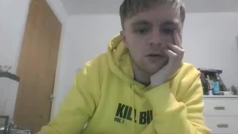 Snapshot of shortking717 chatting on 02/02/25, 08:41 Ashton online show from 02/02/25, 08:41