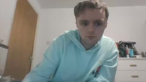 Snapshot of shortking717 chatting on 02/03/25, 06:17 Ashton online show from 02/03/25, 06:17