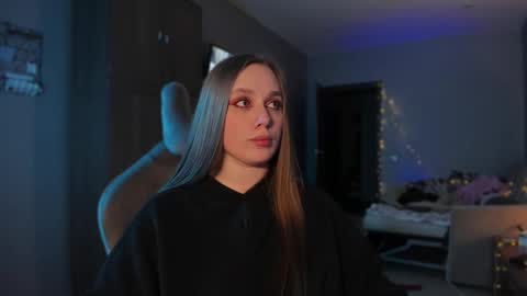 Snapshot of shorty_di chatting on 01/21/25, 12:29 Diana online show from 01/21/25, 12:29