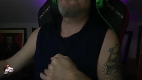 Snapshot of shotcaller411 chatting on 01/26/25, 04:20 shotcaller411 online show from 01/26/25, 04:20