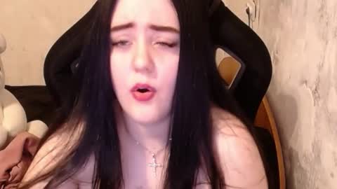 Snapshot of show_for_you chatting on 12/26/24, 02:05 show_for_you online show from 12/26/24, 02:05