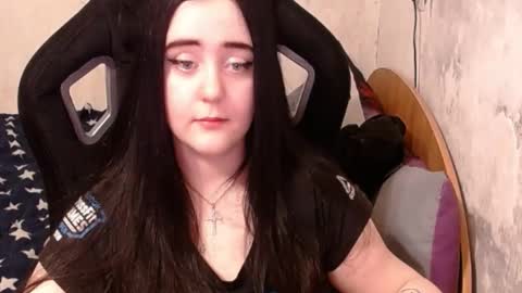 Snapshot of show_for_you chatting on 01/20/25, 06:10 show_for_you online show from 01/20/25, 06:10