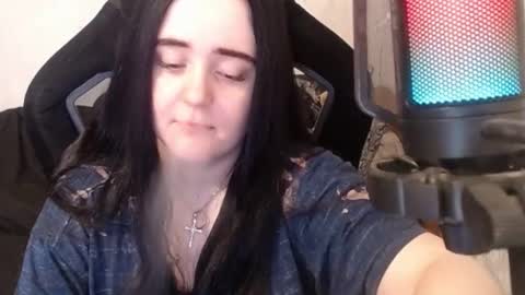 Snapshot of show_for_you chatting on 03/05/25, 03:51 show_for_you online show from 03/05/25, 03:51