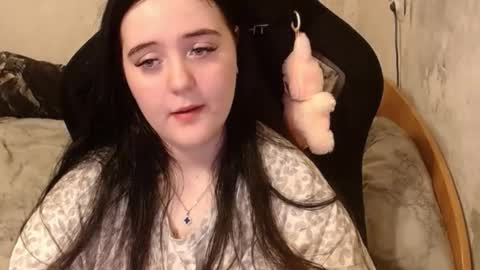 Snapshot of show_for_you chatting on 09/25/25, 01:37 show_for_you online show from 09/25/25, 01:37