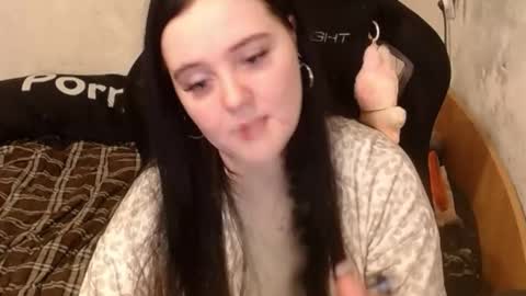 Snapshot of show_for_you chatting on 10/30/25, 11:22 show_for_you online show from 10/30/25, 11:22