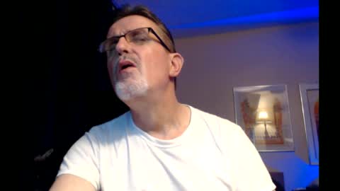 Snapshot of shrewtamer chatting on 02/27/25, 03:04 shrewtamer online show from 02/27/25, 03:04