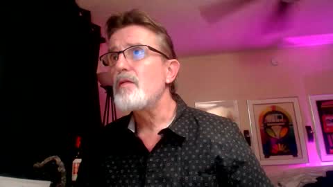 Snapshot of shrewtamer chatting on 01/13/26, 04:29 shrewtamer online show from 01/13/26, 04:29