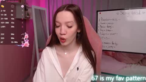 Neila online show from 03/31/26, 02:06