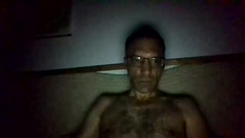 Snapshot of shsfdfl198152 chatting on 09/12/25, 08:53 Dniel Gyrffy online show from 09/12/25, 08:53