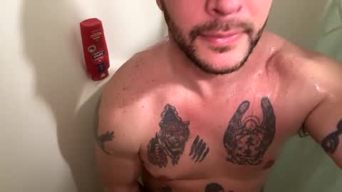 Snapshot of shubby420 chatting on 01/17/25, 02:50 YeahBoi420 online show from 01/17/25, 02:50