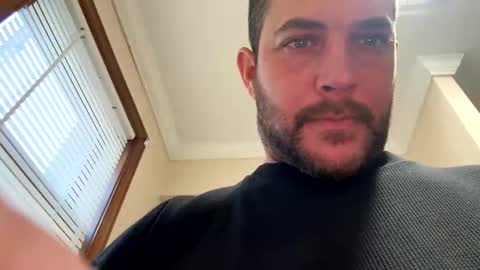 Snapshot of shubby420 chatting on 02/01/25, 01:41 YeahBoi420 online show from 02/01/25, 01:41