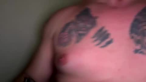 Snapshot of shubby420 chatting on 03/07/25, 01:40 YeahBoi420 online show from 03/07/25, 01:40