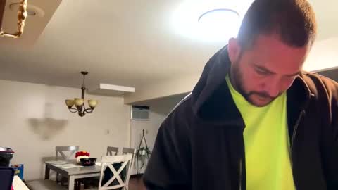 Snapshot of shubby420 chatting on 10/15/25, 11:54 YeahBoi420 online show from 10/15/25, 11:54