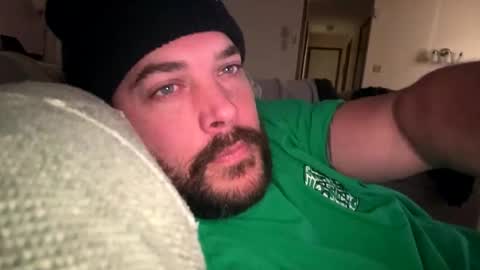 Snapshot of shubby420 chatting on 11/04/25, 04:17 YeahBoi420 online show from 11/04/25, 04:17