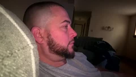 Snapshot of shubby420 chatting on 11/19/25, 01:33 YeahBoi420 online show from 11/19/25, 01:33