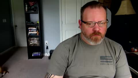 Snapshot of shughes740 chatting on 04/26/26, 04:48 shughes740 online show from 04/26/26, 04:48