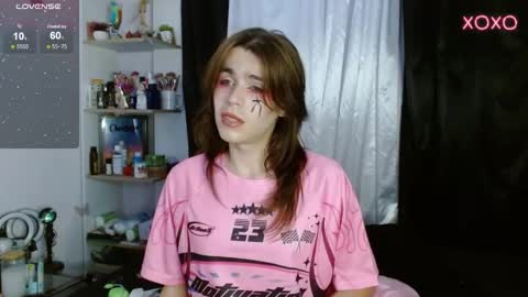 Snapshot of shun_sun chatting on 02/09/25, 02:06 Shun White online show from 02/09/25, 02:06