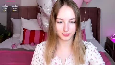 Polly online show from 04/11/26, 12:15