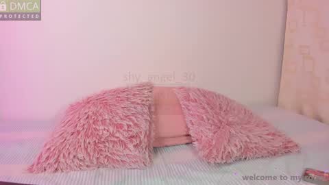 Angel  online show from 02/17/25, 06:26