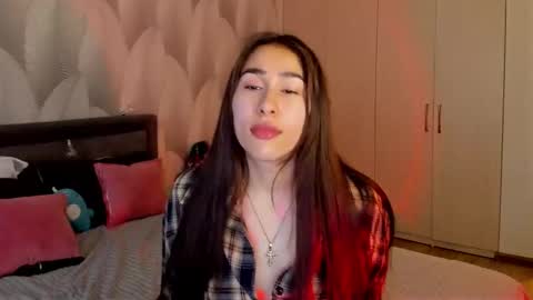 Snapshot of shy_bambiii chatting on 12/02/25, 03:12 Mika online show from 12/02/25, 03:12