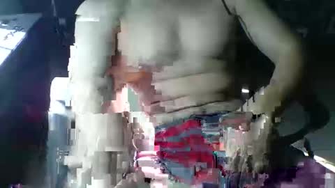 Snapshot of shy_boy0128 chatting on 01/15/25, 04:32 shy_boy0128 online show from 01/15/25, 04:32