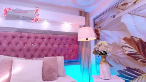 cherry online show from 04/12/26, 12:43