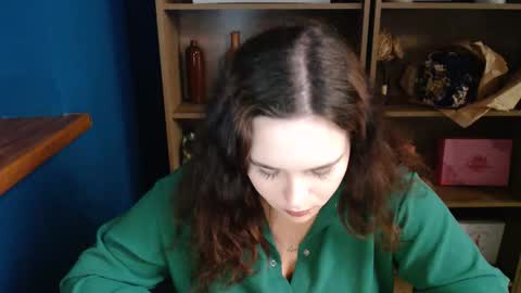 Snapshot of shy_lil chatting on 10/14/25, 01:23 shy_lil online show from 10/14/25, 01:23