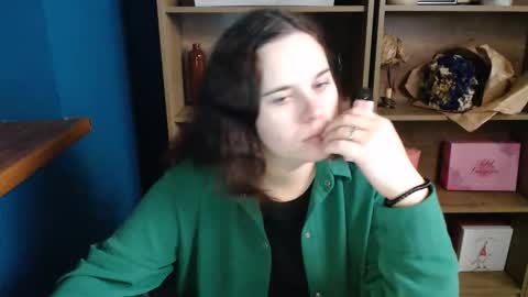 Snapshot of shy_lil chatting on 10/16/25, 08:04 shy_lil online show from 10/16/25, 08:04