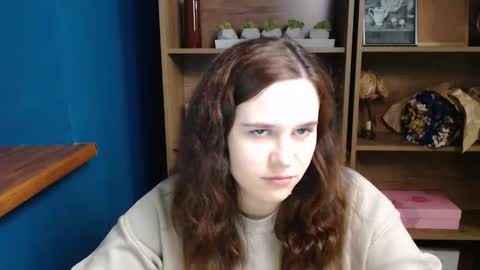 Snapshot of shy_lil chatting on 12/15/25, 01:59 shy_lil online show from 12/15/25, 01:59