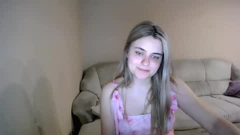 shy_sabrina_ online show from 03/24/26, 10:48