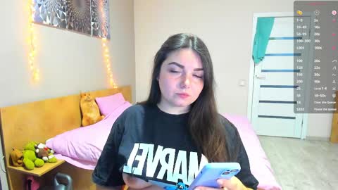 ShyAdalin online show from 04/01/26, 03:09