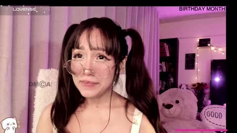 Snapshot of shyangie24 chatting on 12/27/24, 04:58 Angeline 3 independent come here when am horny... online show from 12/27/24, 04:58