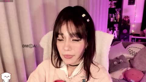 Snapshot of shyangie24 chatting on 09/12/25, 05:29 Angeline 3 independent come here when am horny... online show from 09/12/25, 05:29