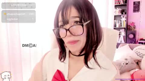 Snapshot of shyangie24 chatting on 09/12/25, 05:35 Angeline 3 independent come here when am horny... online show from 09/12/25, 05:35