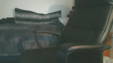 shyboyhugecum2020 online show from 03/17/26, 03:33