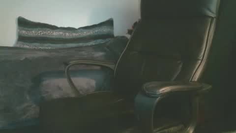 shyboyhugecum2020 online show from 03/25/26, 03:01