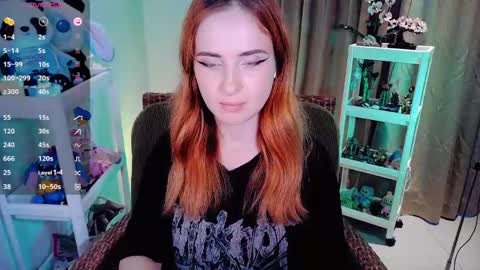 Snapshot of shyfoxxxy chatting on 05/08/26, 06:08 Effie online show from 05/08/26, 06:08