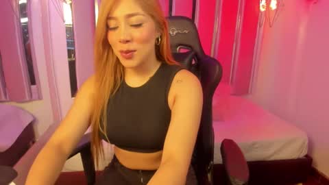 Snapshot of shygoddess_69 chatting on 09/14/25, 11:48 shygoddess_69 online show from 09/14/25, 11:48