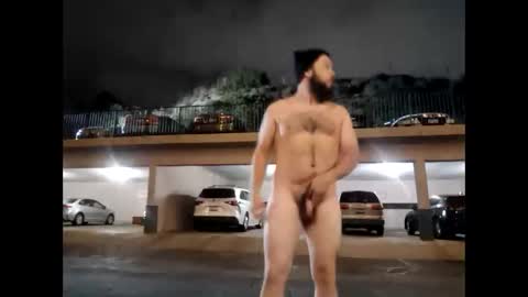 Snapshot of shyguy_passion chatting on 01/07/25, 01:35  at ya who online show from 01/07/25, 01:35